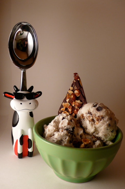 crunchy brittle paired with ice cream - scooped with the coolest ice cream scoop ever